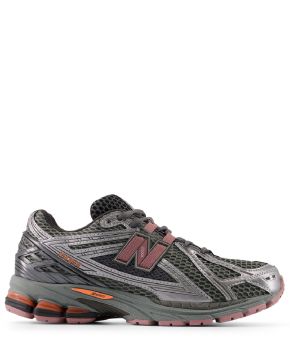 new-balance-141899-zilverkleurig 1